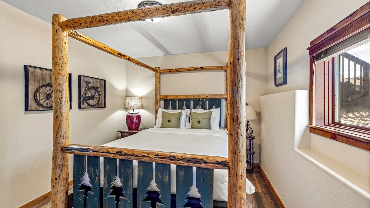 Photo of Bedroom in Steamboat Springs