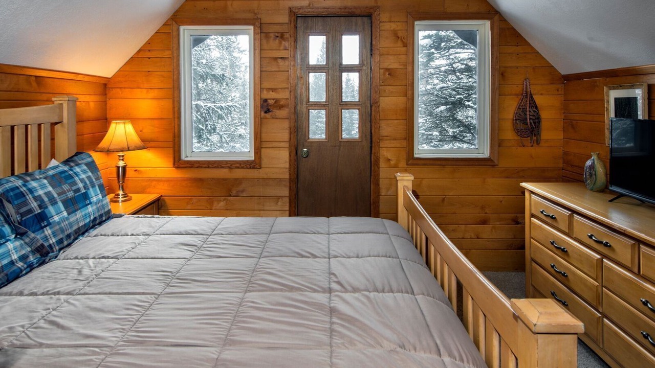 Photo of Bedroom in Baldy Mountain