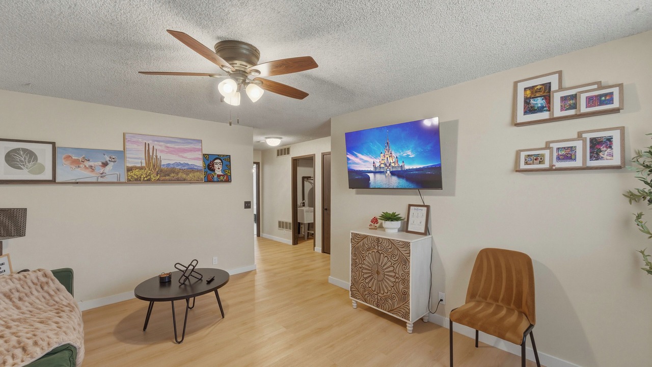Photo of Livingroom in Garden City