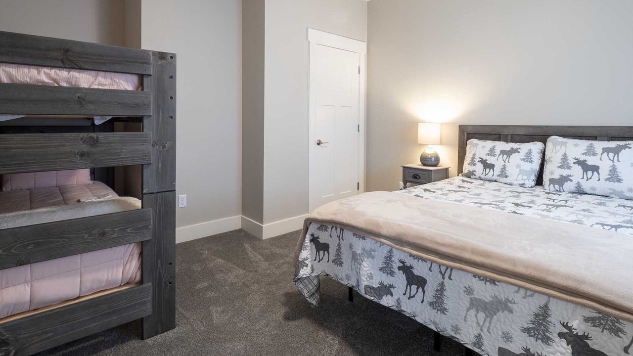 Photo of Bedroom in Grand Elk Ranch