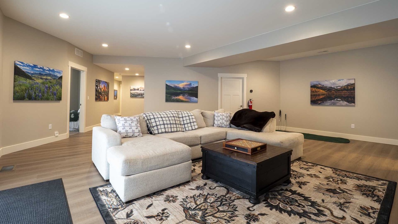 Photo of Livingroom in Grand Elk Ranch