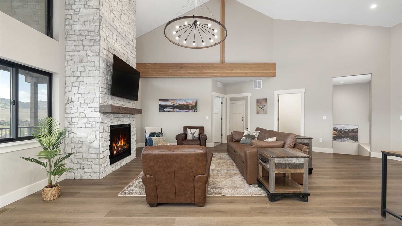 Photo of Livingroom in Grand Elk Ranch