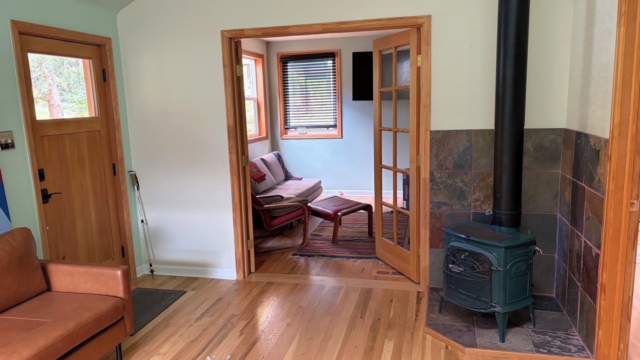 Photo of Livingroom in Newlands