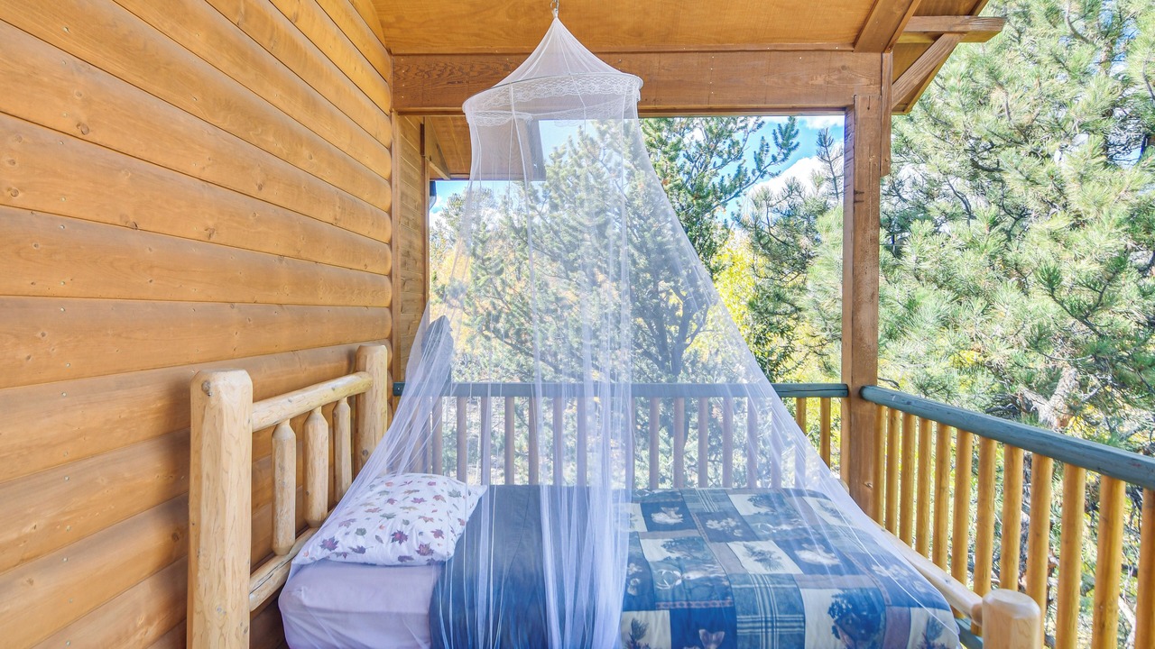 Photo of Bedroom in Indian Mountain