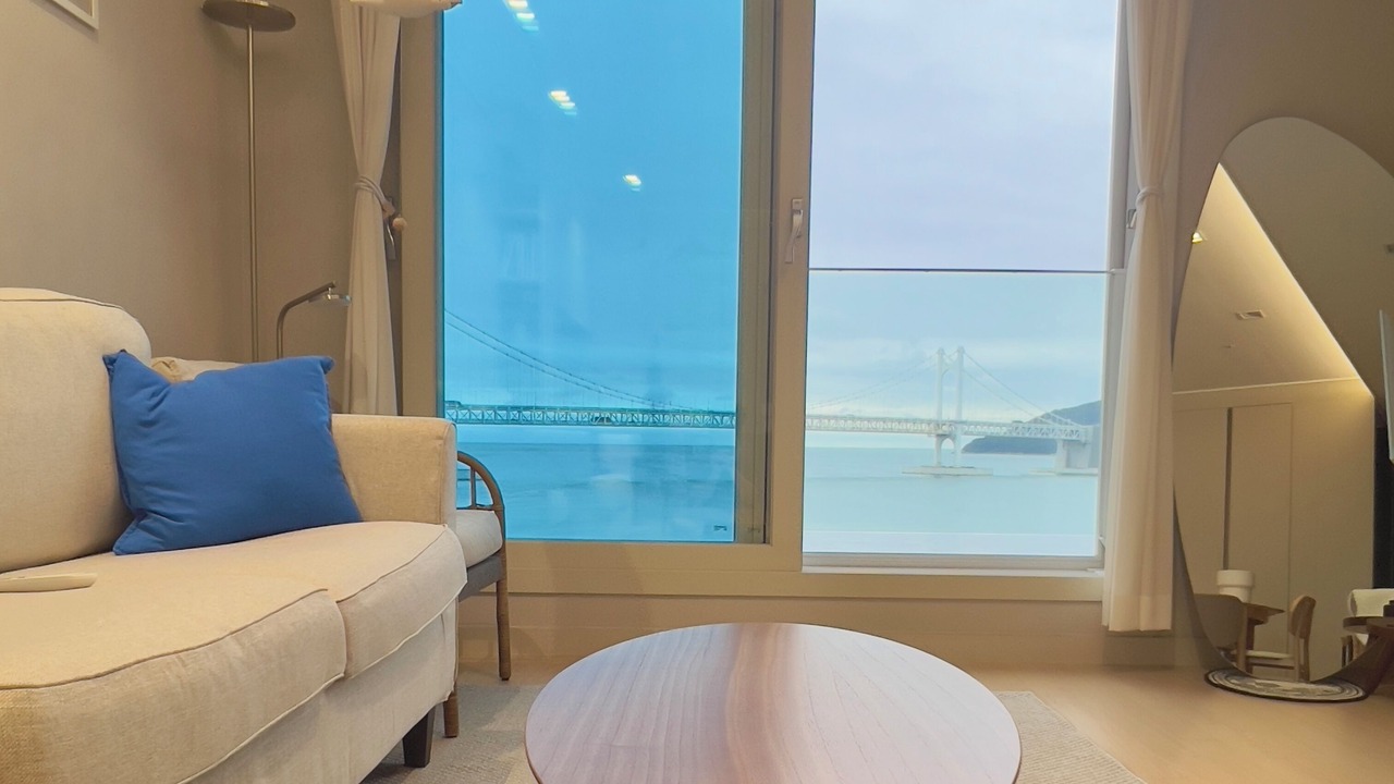 Photo of Livingroom in Millak-tong