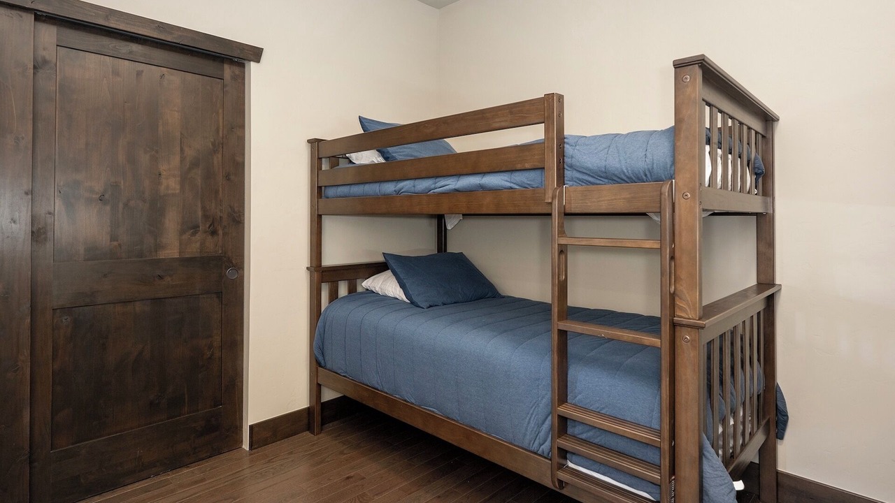 Photo of Bedroom in Rendezvous