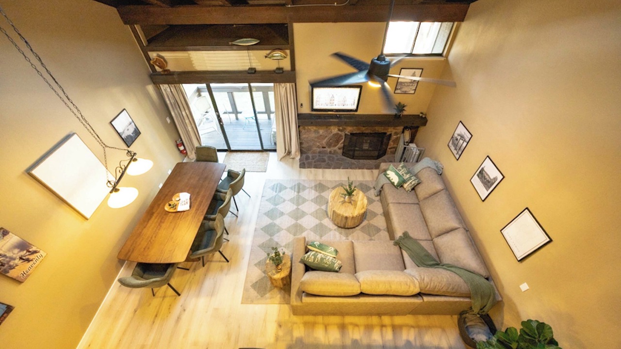 Photo of Livingroom in South Lake Tahoe