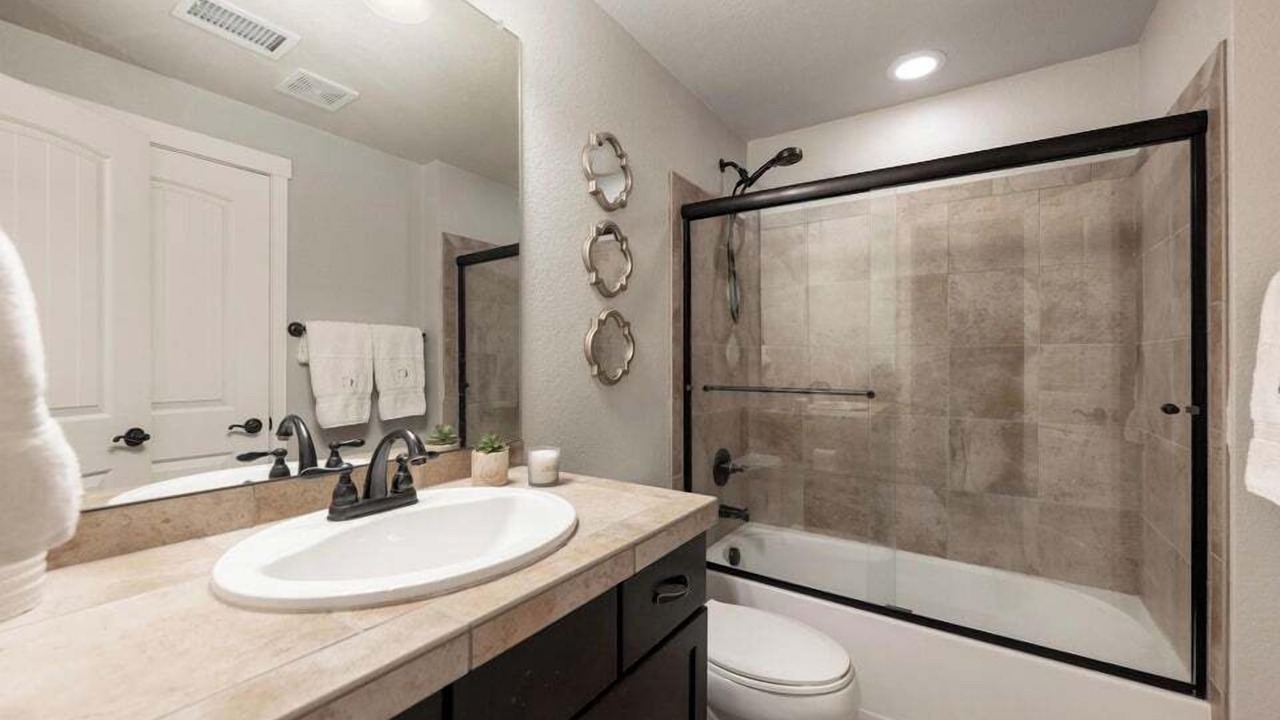 Photo of Bathroom in Silvercreek