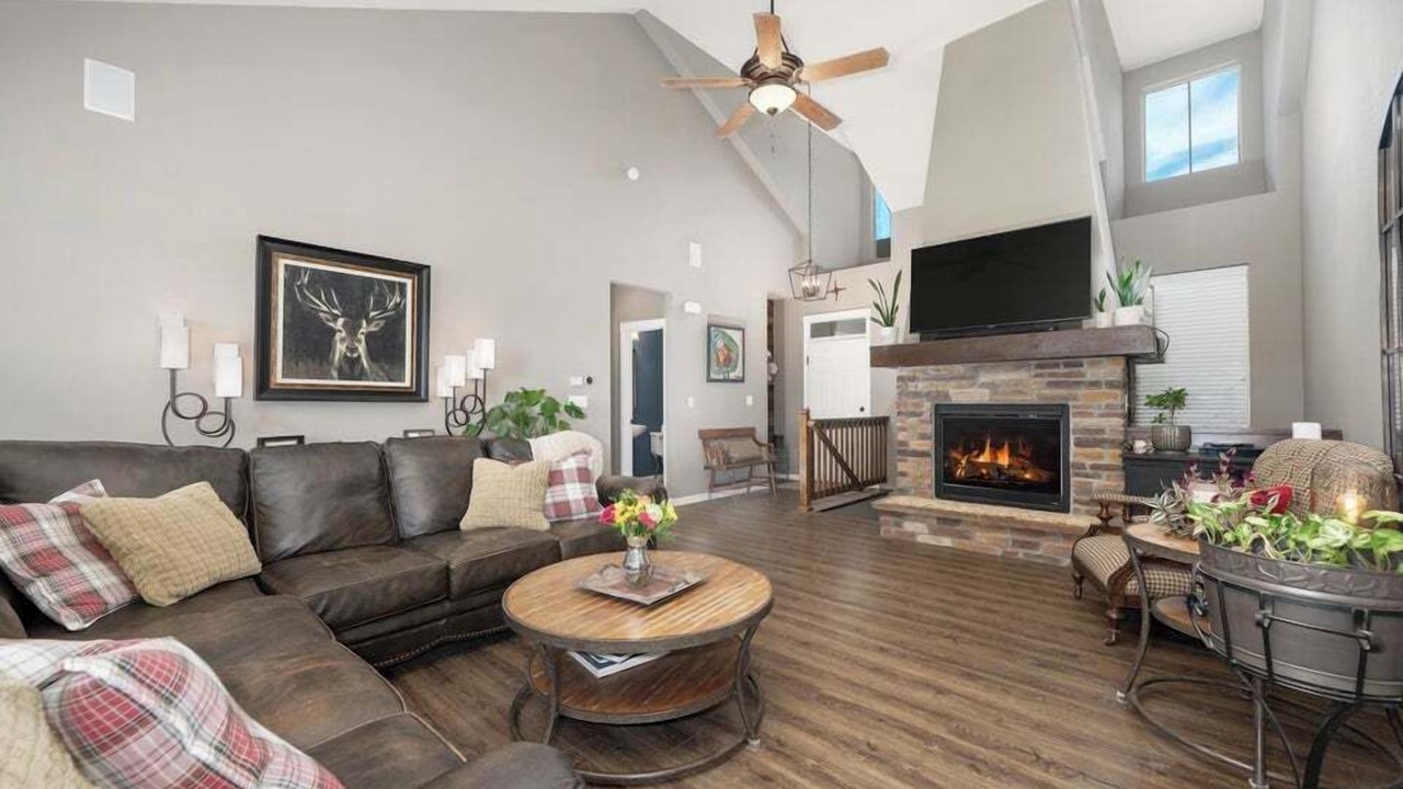 Photo of Livingroom in Silvercreek