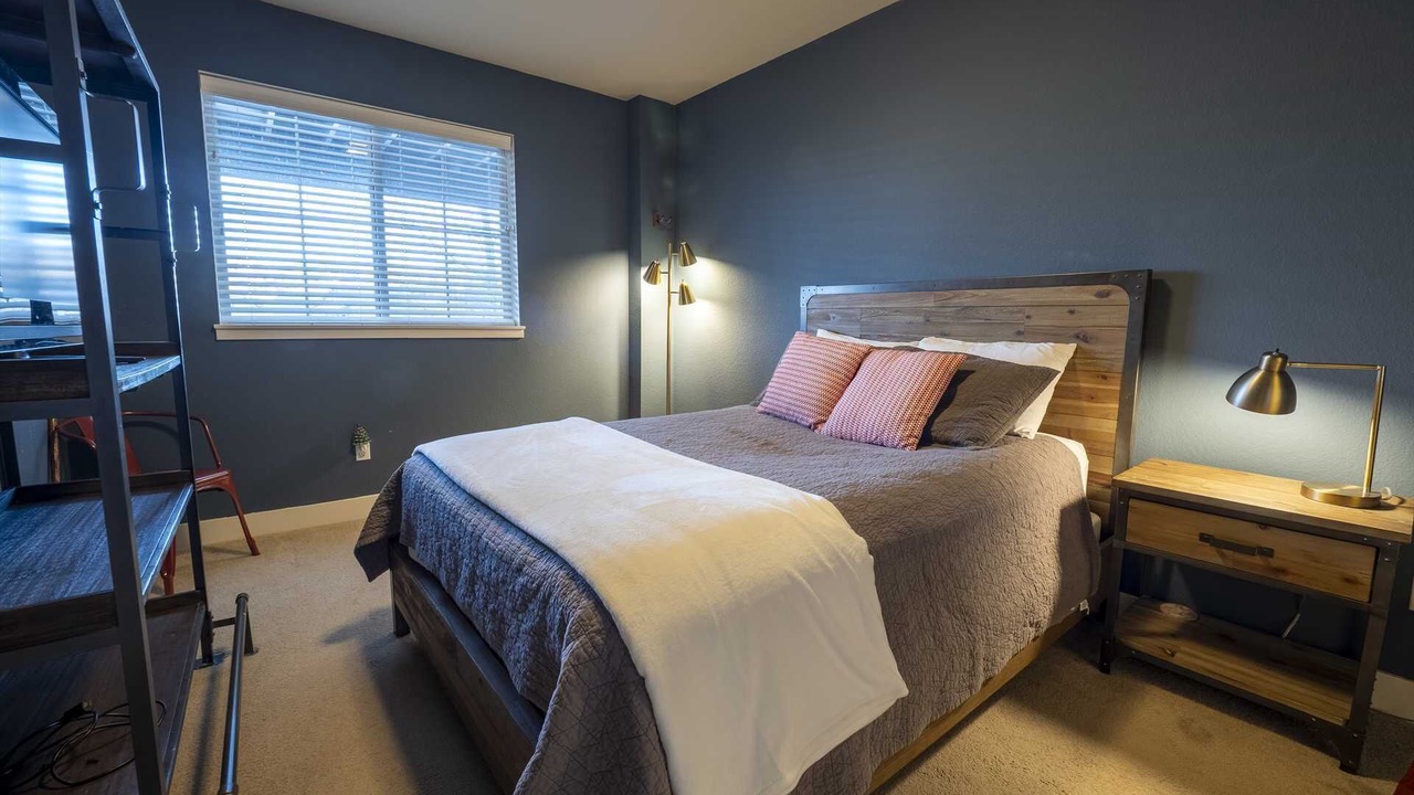 Photo of Bedroom in Silvercreek