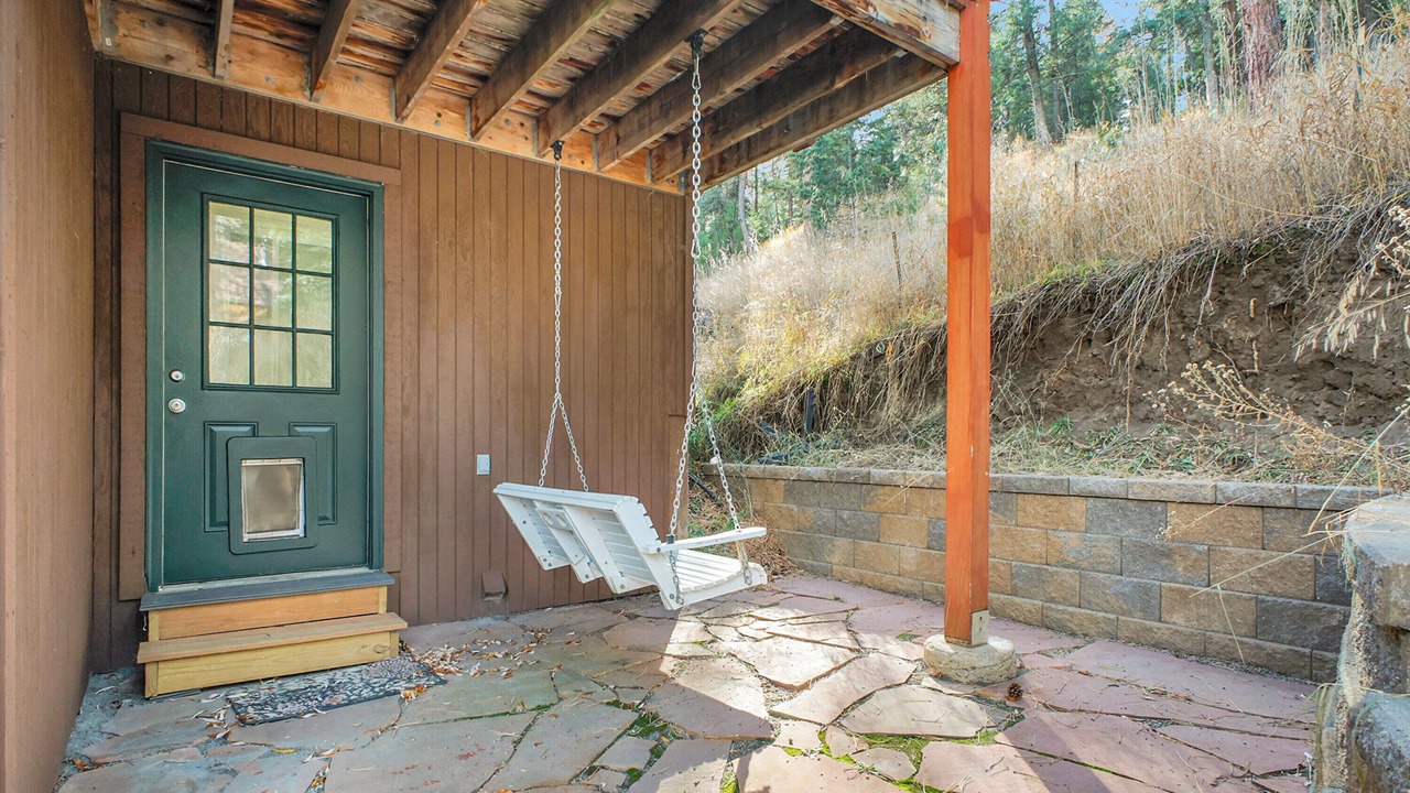 Photo of Patio Balcony in Evergreen