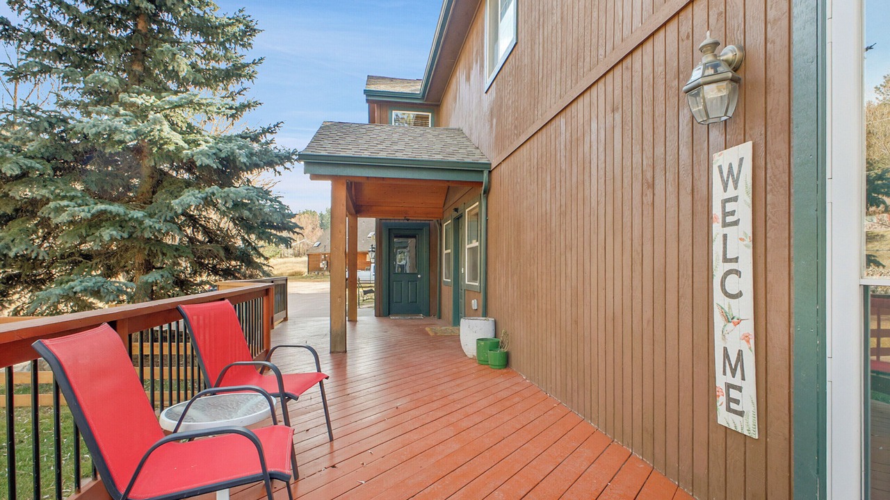 Photo of Patio Balcony in Evergreen