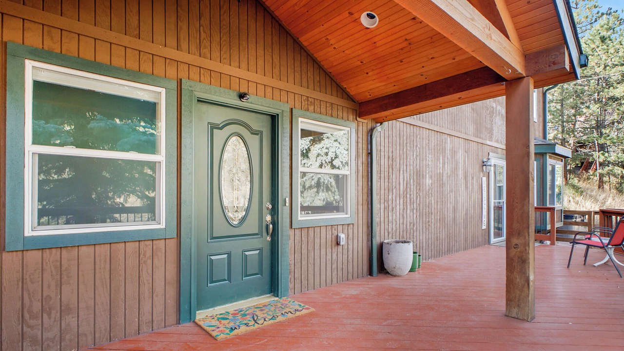 Photo of Patio Balcony in Evergreen