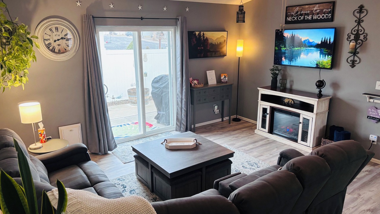 Photo of Livingroom in Montrose