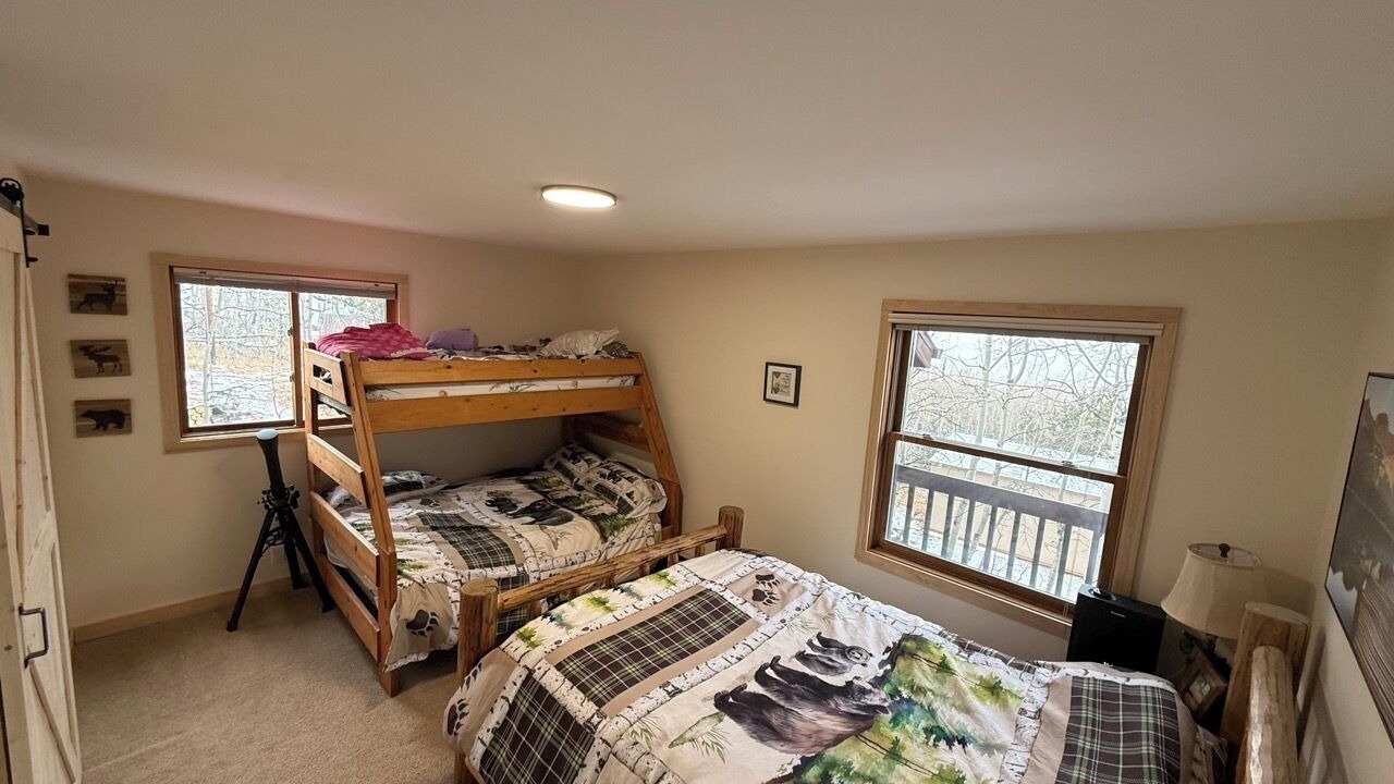 Photo of Bedroom in Michigan Hill