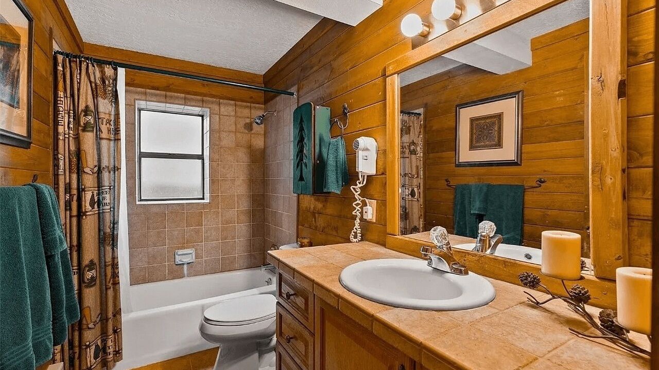 Photo of Bathroom in Blue River