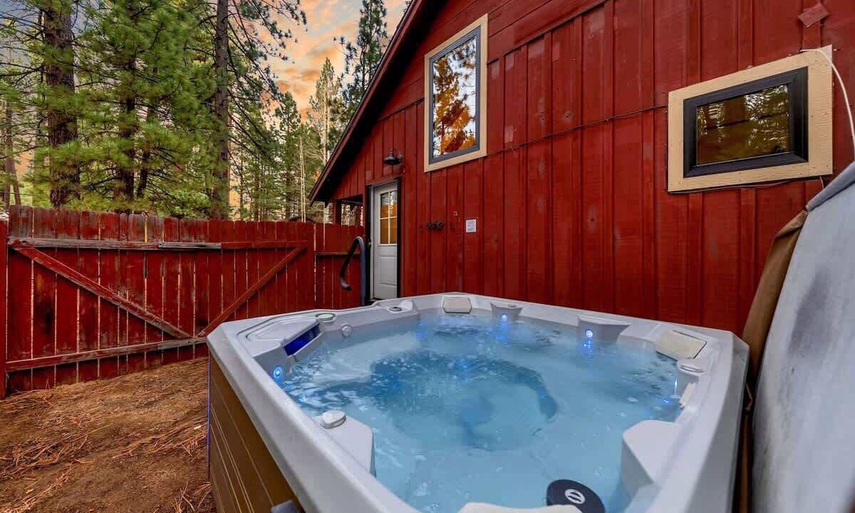 Photo of Outdoor in Al Tahoe