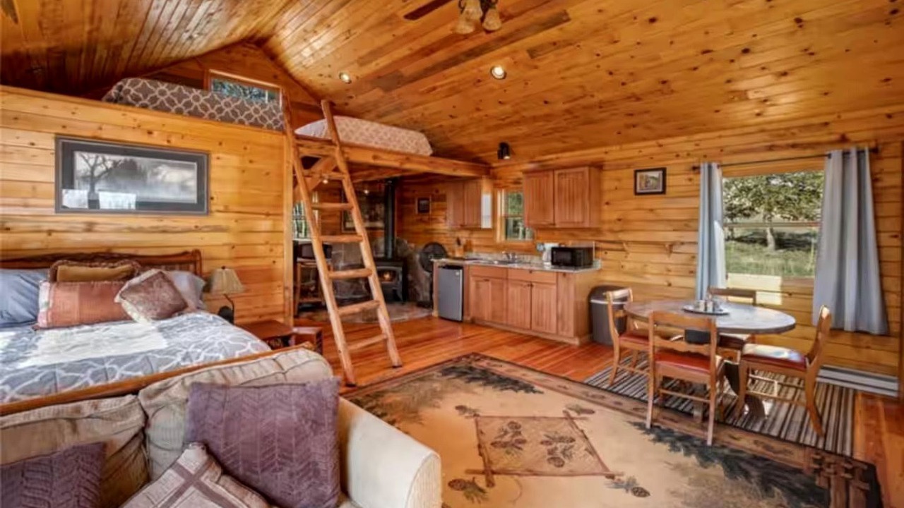 Photo of Bedroom in Victor