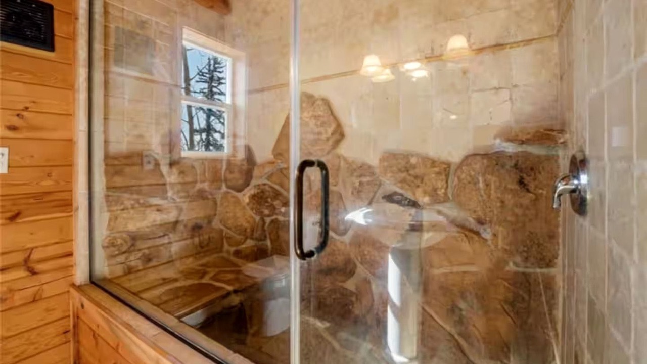 Photo of Bathroom in Victor