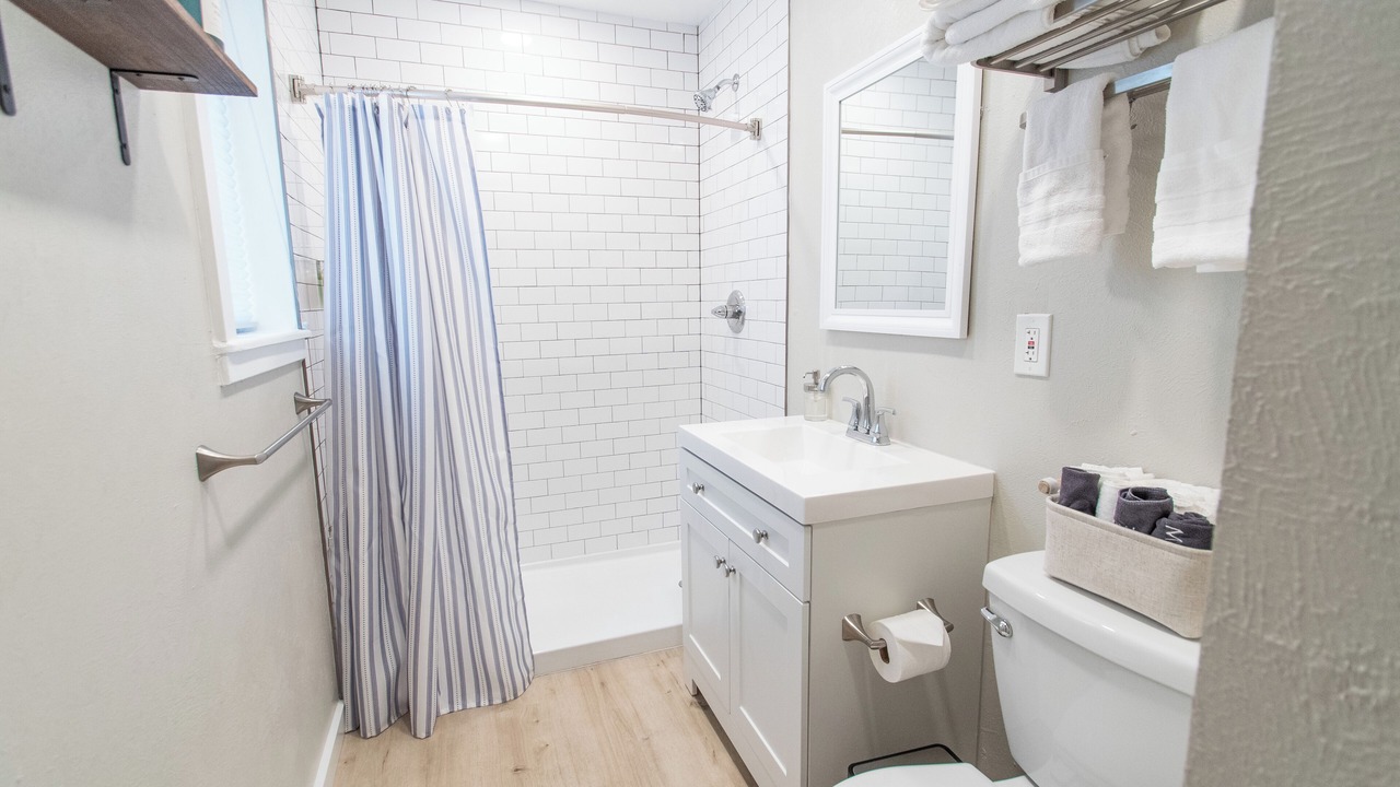 Photo of Bathroom in Central Boulder
