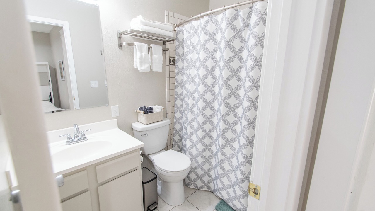 Photo of Bathroom in Central Boulder