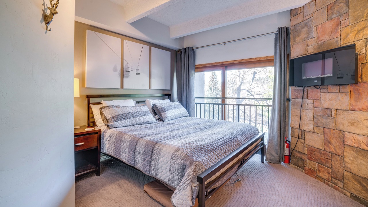Photo of Livingroom in East Village at Copper