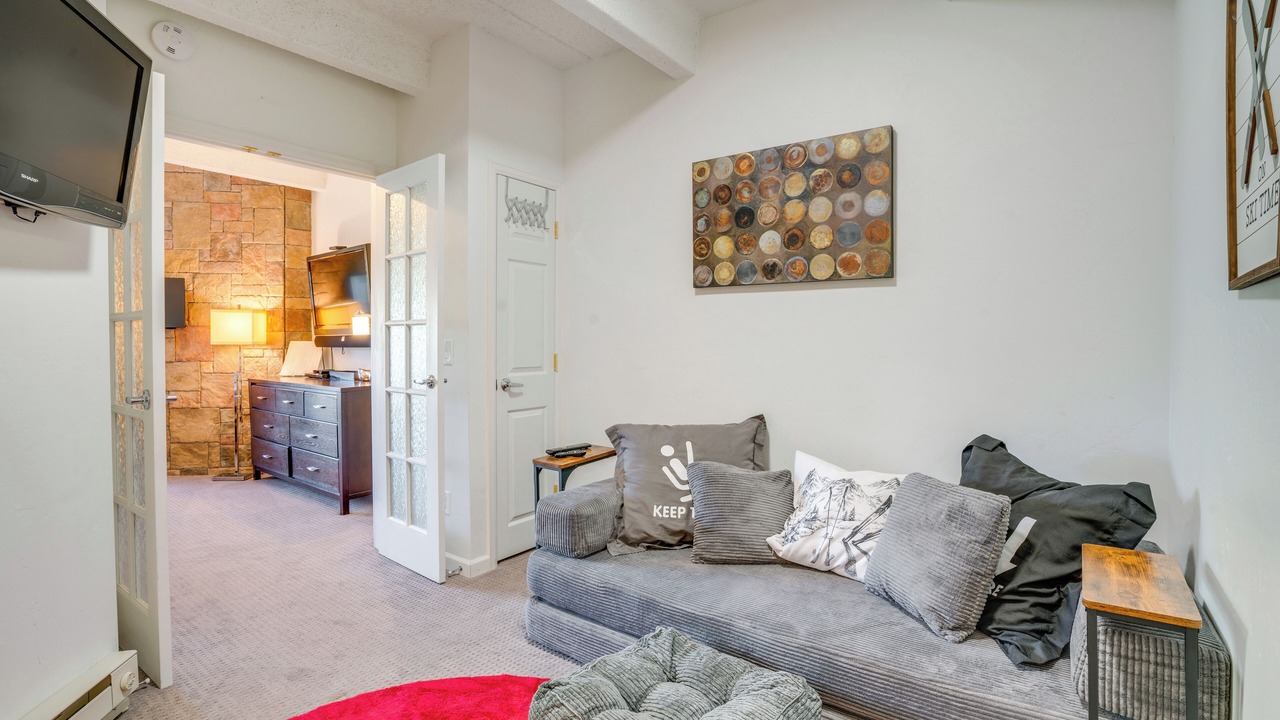 Photo of Livingroom in East Village at Copper