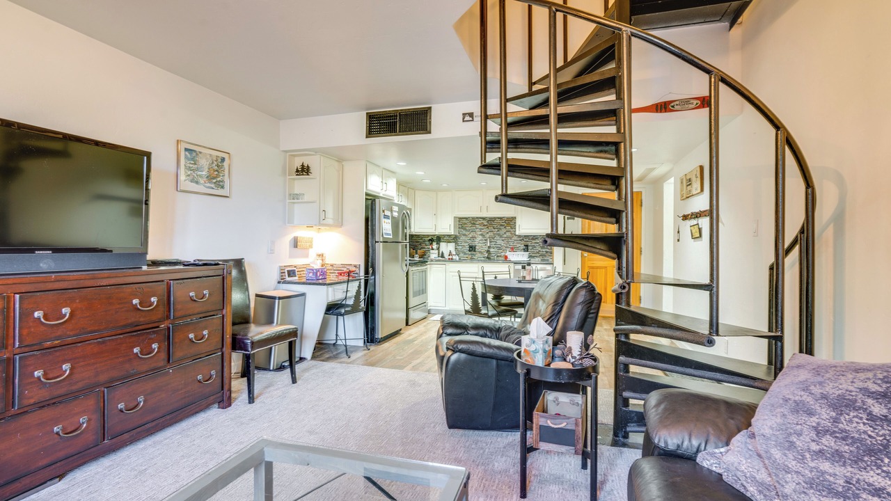 Photo of Livingroom in East Village at Copper