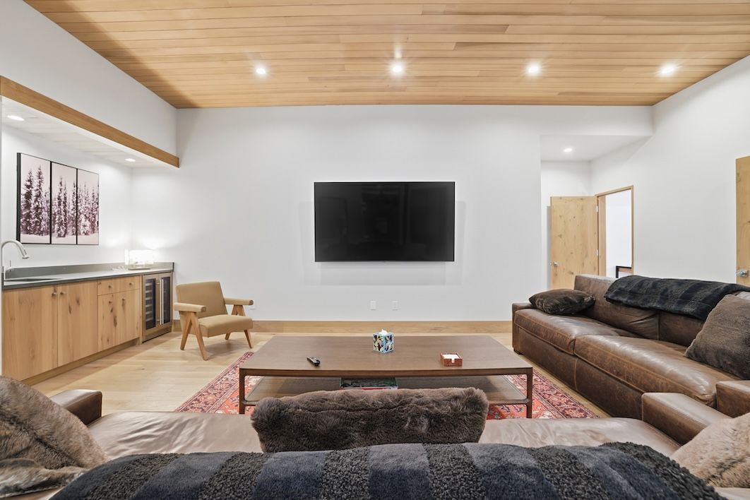 Photo of Livingroom in Intermountain