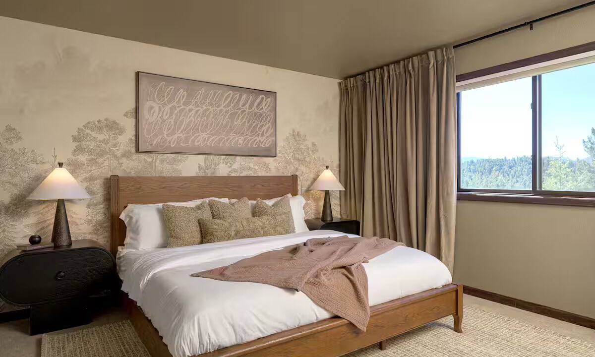 Photo of Bedroom in Bailey