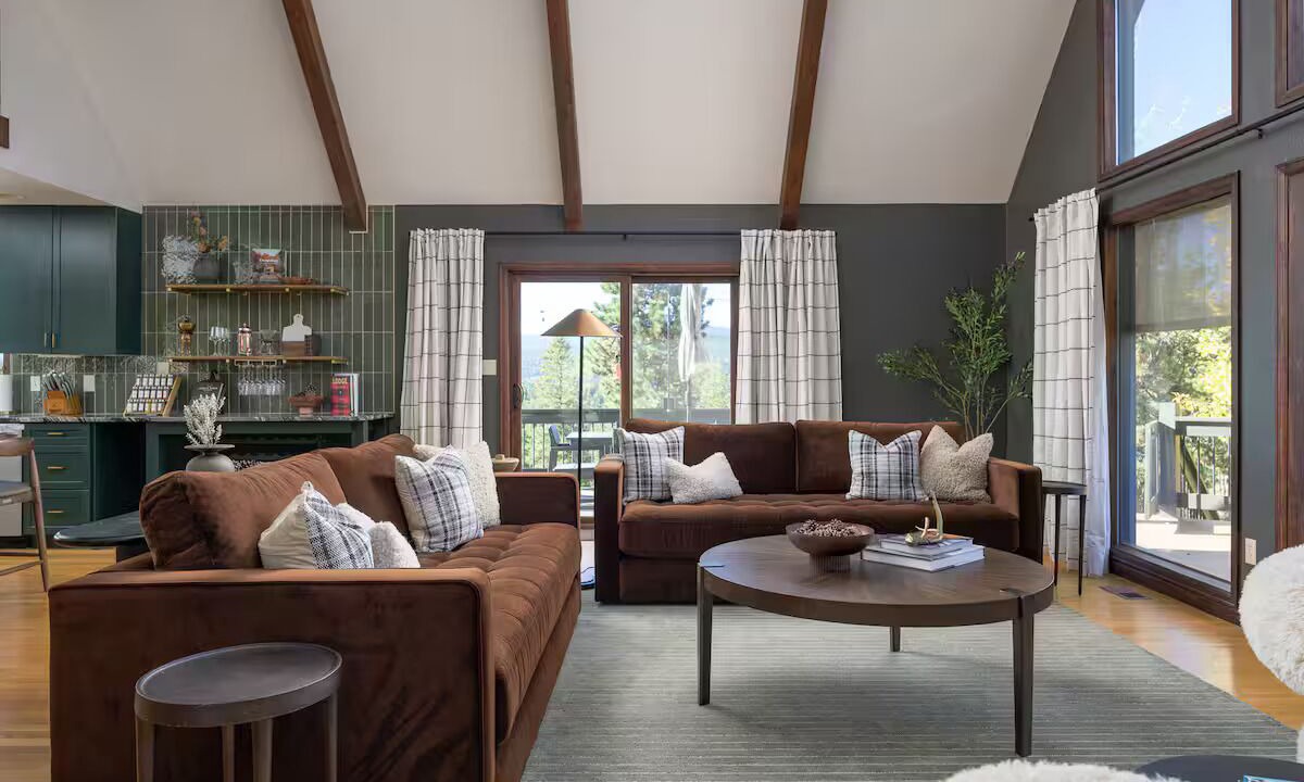 Photo of Livingroom in Bailey