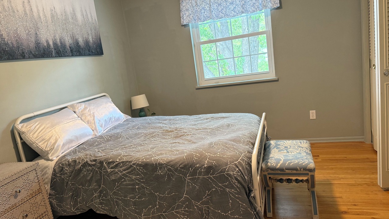 Photo of Bedroom in Gunbarrel