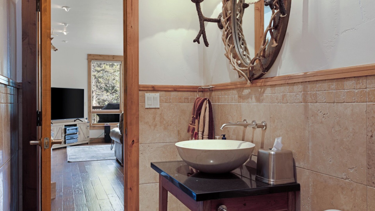 Photo of Bedroom in Highland Meadows