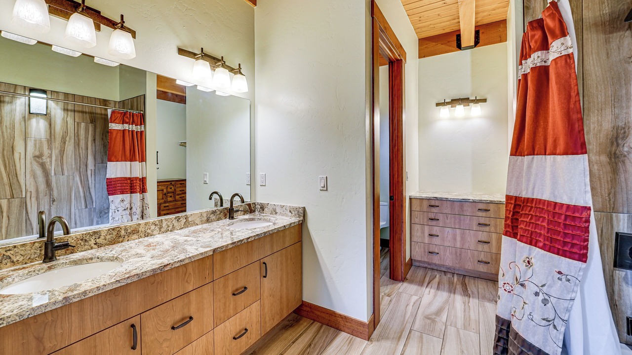 Photo of Bathroom in Bayfield