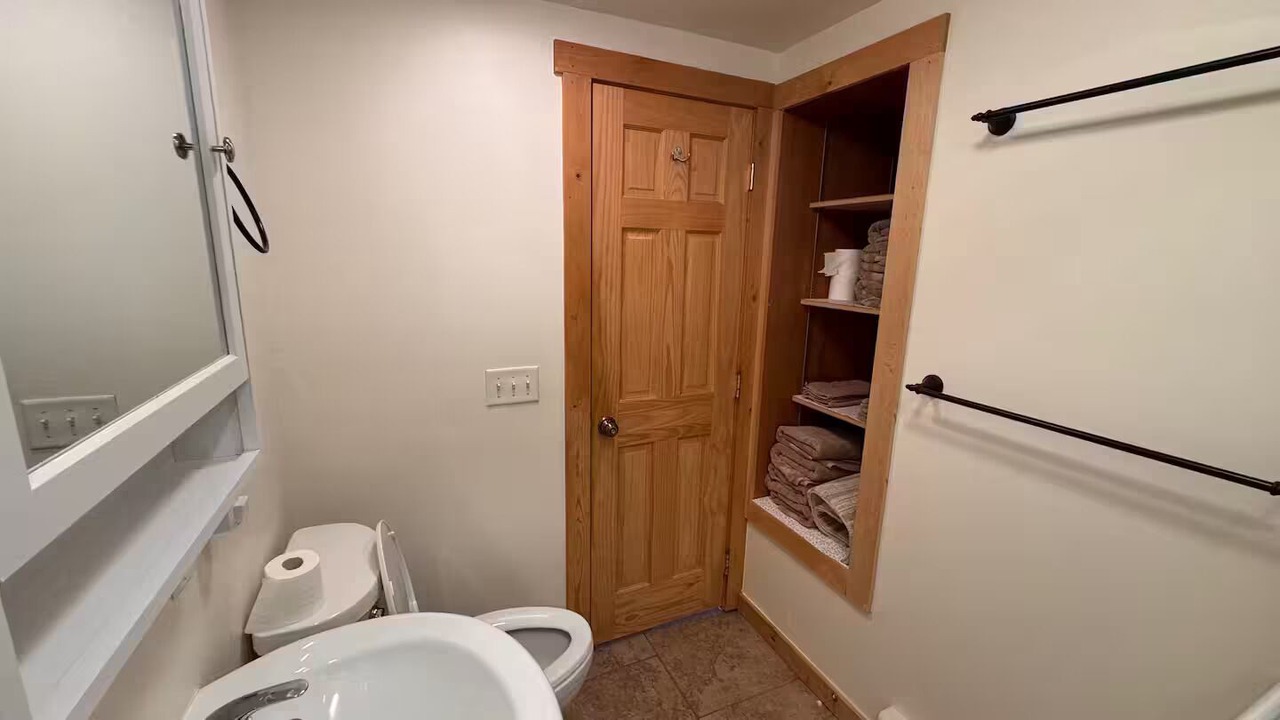 Photo of Bathroom in Black Hawk