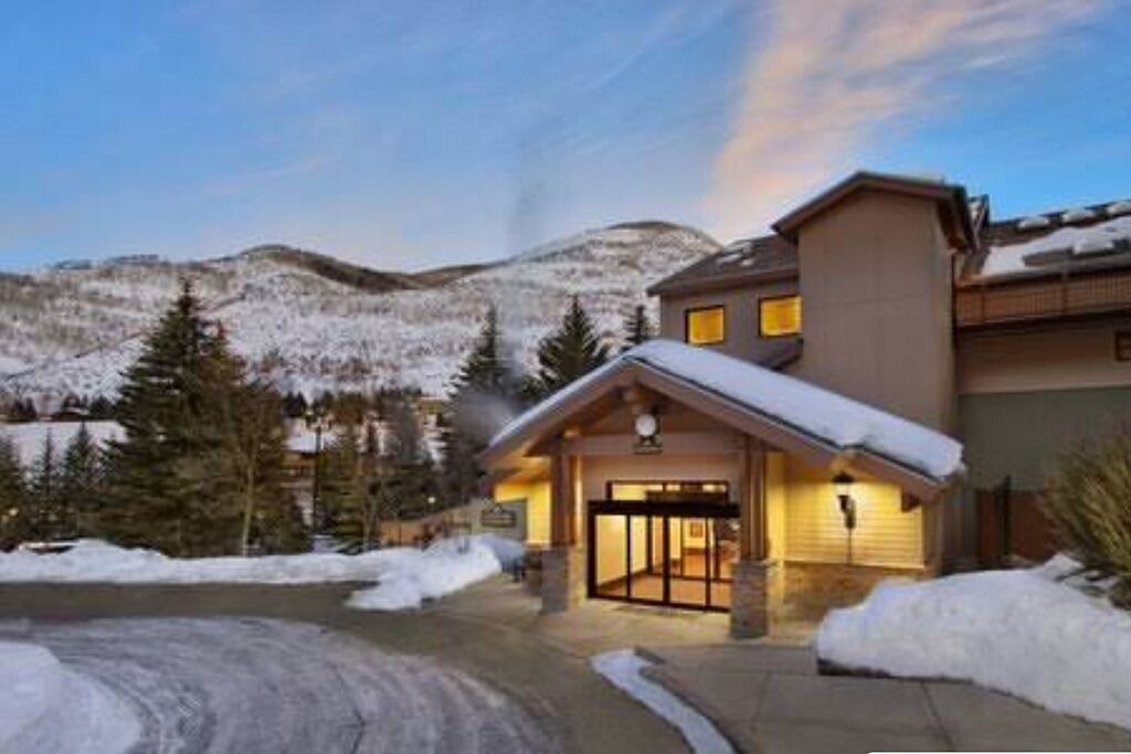Photo of Outdoor in Highland Meadows