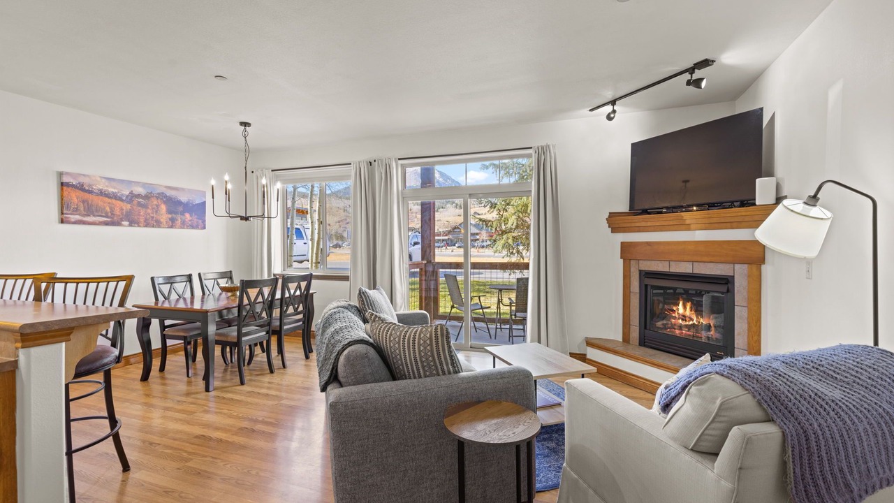 Photo of Livingroom in Willow Grove