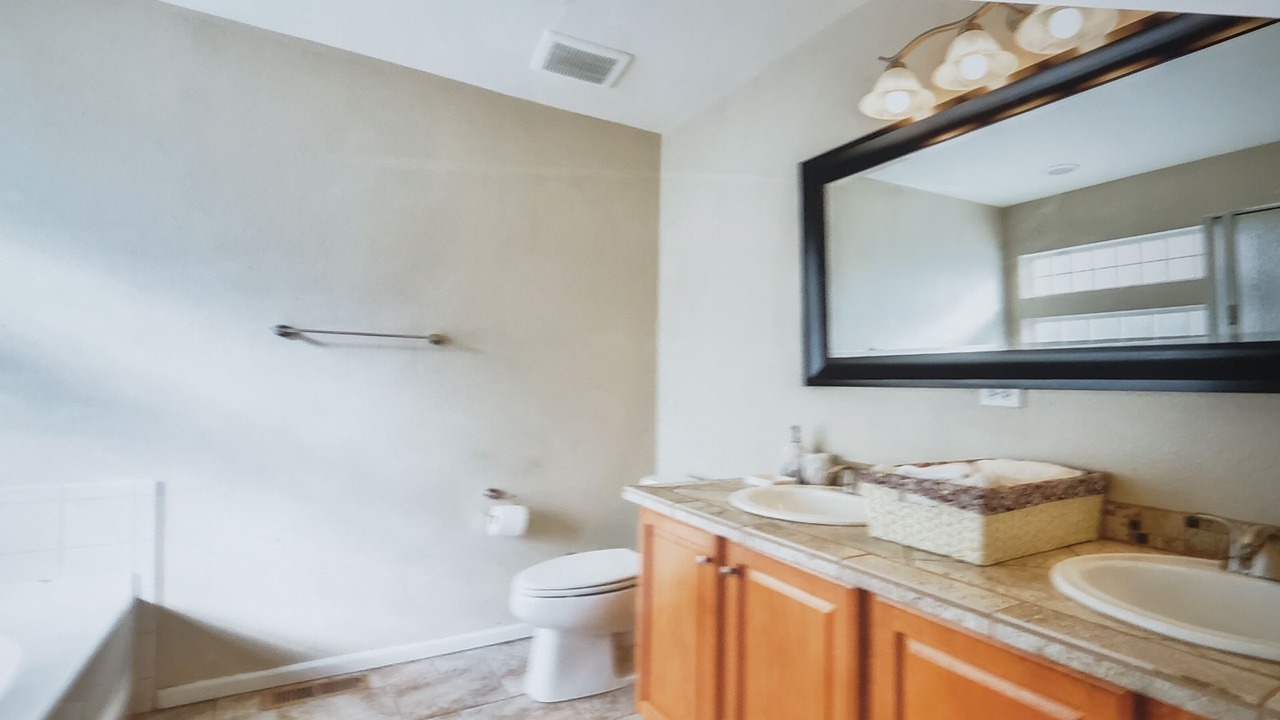 Photo of Bathroom in Green Valley Ranch
