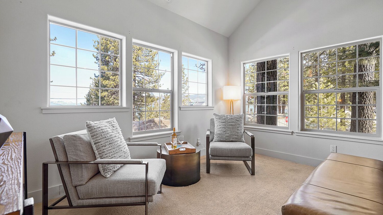 Photo of Livingroom in Al Tahoe