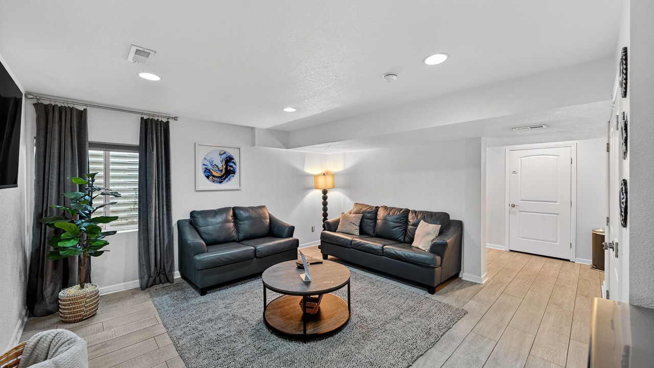 Photo of Livingroom in Commerce City