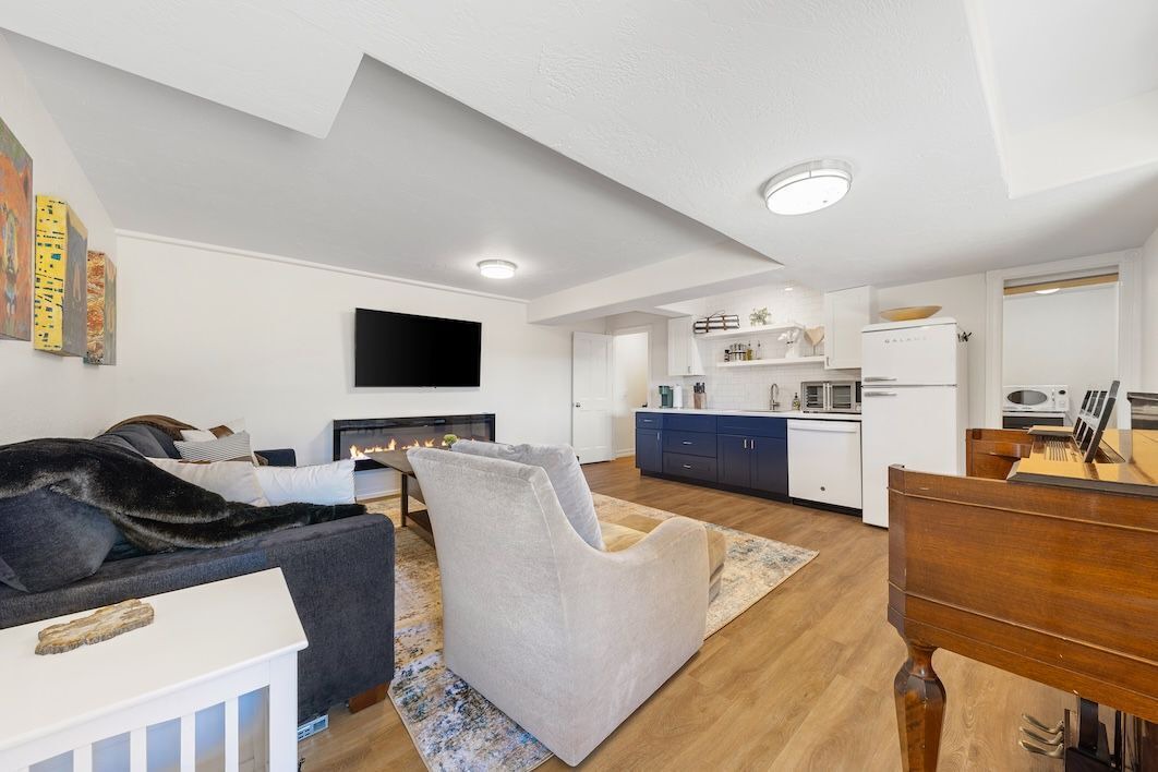 Photo of Livingroom in Eagle