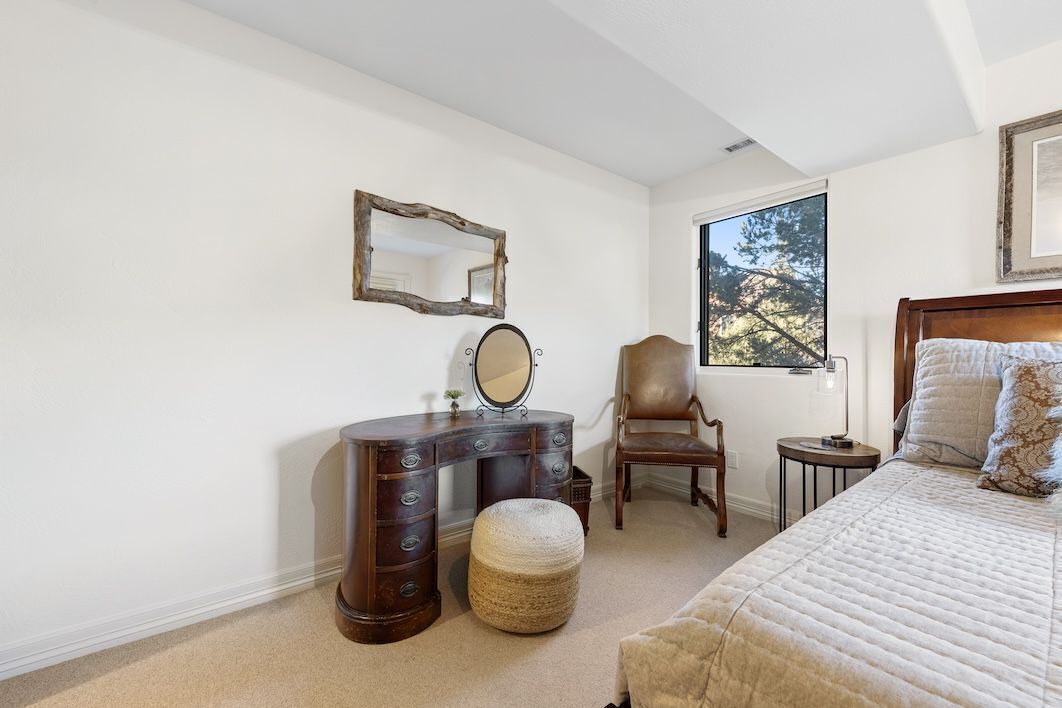 Photo of Bedroom in Eagle