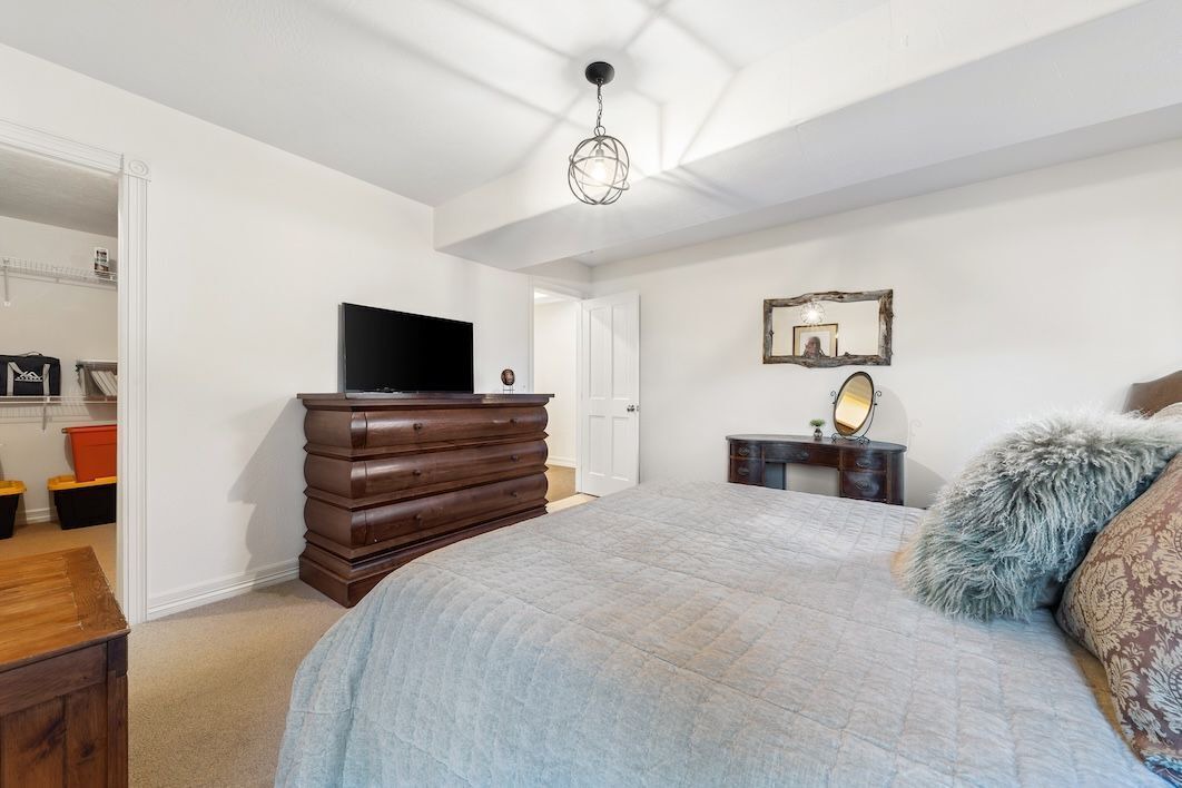 Photo of Bedroom in Eagle
