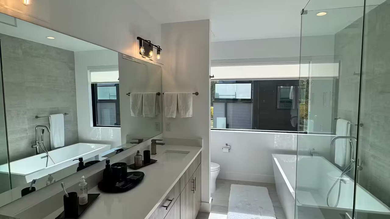 Photo of Bathroom in Whittier