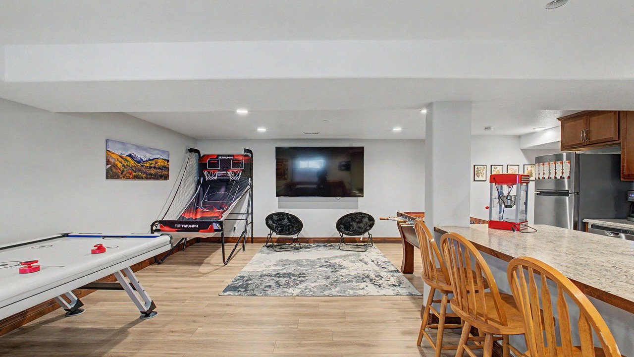 Photo of Bedroom in Gleneagle