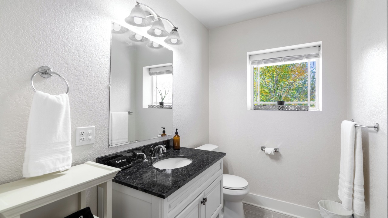 Photo of Bathroom in Canon City