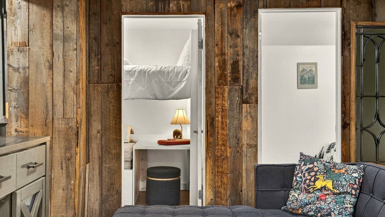 Photo of Bedroom in Idledale