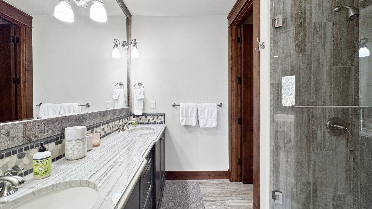Photo of Bathroom in Edwards