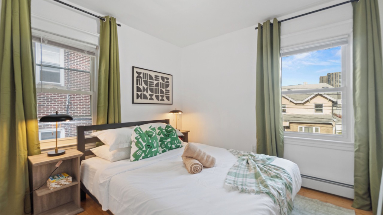 Photo of Bedroom in North Bergen