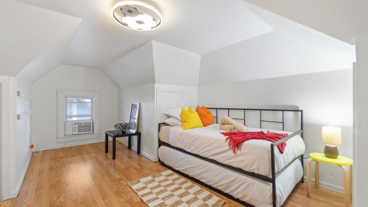 Photo of Bedroom in North Bergen